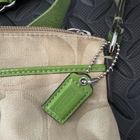 Coach Green and Tan Crossbody Bag - Picture 4 of 12